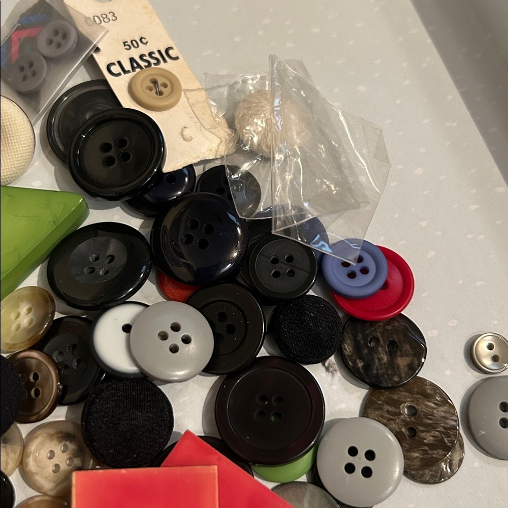 Vintage Button Collection - Picture 4 of 4